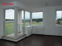 Pronájem bytu 4+kk, Velký Osek, U hřiště, 84 m2