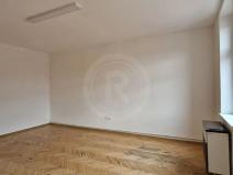 Pronájem bytu 2+1, České Budějovice, Dukelská, 84 m2