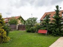 Prodej vícegeneračního domu, Praha - Horní Počernice, Na nové silnici, 394 m2