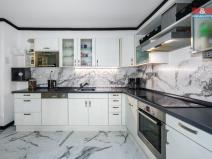 Prodej rodinného domu, Vroutek, Sadová, 152 m2