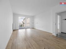 Pronájem bytu 2+kk, Plzeň, Safírová, 66 m2
