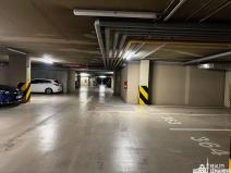 Pronájem garážového stání, Praha - Vinohrady, Korunní, 10 m2