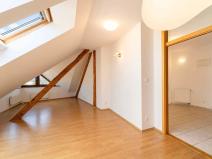 Pronájem bytu 2+kk, Olomouc, Masarykova třída, 81 m2