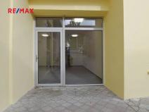 Pronájem obchodního prostoru, Nymburk, Náměstí Přemyslovců, 29 m2