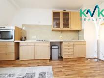 Prodej bytu 2+1, Karlovy Vary, Sokolovská, 80 m2