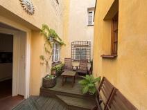 Pronájem bytu 2+1, Praha - Malá Strana, Zámecká, 47 m2