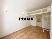 Pronájem bytu 1+kk, Praha - Vinohrady, Krkonošská, 43 m2