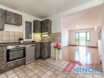 Pronájem bytu 3+1, Slaný, Husova, 93 m2