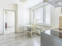 Prodej bytu 1+1, Golčův Jeníkov, Nám. T. G. Masaryka, 46 m2