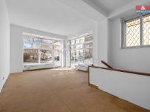Prodej obchodního prostoru, Praha - Strašnice, Za strašnickou vozovnou, 127 m2