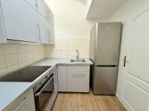 Prodej atypického bytu, Praha - Vršovice, Žitomírská, 92 m2