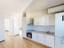 Prodej bytu 3+kk, Louny, Mělecká, 61 m2