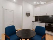Prodej bytu 2+kk, Praha - Vinohrady, Velehradská, 44 m2