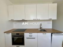 Pronájem bytu 2+1, Praha - Hloubětín, Slévačská, 52 m2