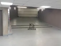 Pronájem garážového stání, Praha - Košíře, Pod radnicí, 16 m2