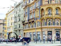Pronájem restaurace, Praha - Holešovice, Janovského, 200 m2