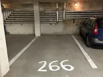 Pronájem garážového stání, Praha - Holešovice, Osadní, 11 m2