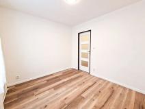 Pronájem bytu 2+kk, Praha - Čimice, Chvatěrubská, 38 m2