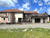 Prodej vícegeneračního domu, Horní Loučky, 370 m2