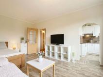 Pronájem bytu 1+kk, Praha - Háje, Květnového vítězství, 31 m2