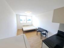 Pronájem bytu 1+kk, Praha - Vysočany, U vinných sklepů, 26 m2