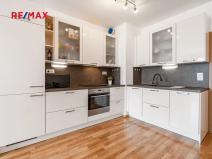 Prodej bytu 4+kk, Praha - Strašnice, Zvěřinova, 84 m2