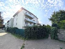 Prodej bytu 1+kk, Praha - Běchovice, Českobrodská, 83 m2