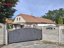 Prodej obchodního prostoru, Nová Ves, 230 m2
