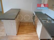 Pronájem bytu 2+kk, Chvaletice, U Kulturního domu, 41 m2