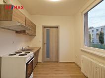 Pronájem bytu 1+1, Kadaň, Golovinova, 33 m2