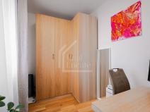 Pronájem bytu 2+kk, Praha - Vysočany, Smržových, 61 m2