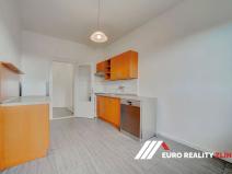 Prodej bytu 2+1, Zlín, třída Tomáše Bati, 58 m2