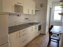 Pronájem bytu 2+1, Hradec Králové, Masarykovo náměstí, 62 m2
