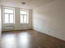 Pronájem bytu 1+1, České Budějovice, Karla IV., 41 m2