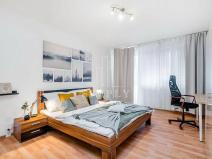 Pronájem bytu 4+1, Praha - Černý Most, Doležalova, 90 m2