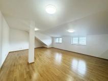 Pronájem bytu 2+kk, Šternberk, Jívavská, 79 m2