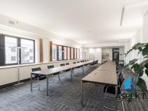 Pronájem kanceláře, Praha - Chodov, Líbalova, 168 m2