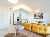 Prodej bytu 4+kk, Las Palmas de Gran Canaria, Španělsko, Calle Los Balcones, 74 m2