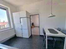 Pronájem bytu 1+1, Uherské Hradiště, Na Morávce, 43 m2