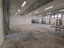 Pronájem výrobních prostor, Újezd u Brna, 800 m2