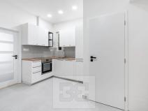 Pronájem bytu 3+1, Praha - Žižkov, Hartigova, 66 m2
