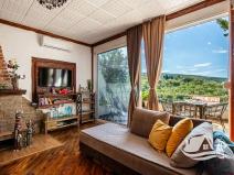 Prodej rodinného domu, Kruče, Černá Hora, 210 m2