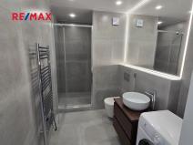 Pronájem bytu 2+kk, Praha - Karlín, Nekvasilova, 40 m2