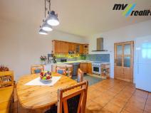 Prodej rodinného domu, Milovice, 178 m2