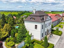 Prodej vily, Velký Týnec, U kaple, 300 m2