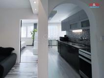 Prodej bytu 2+1, Strakonice - Strakonice I, Tržní, 43 m2