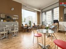 Prodej obchodního prostoru, Praha - Vršovice, Kubánské náměstí, 133 m2