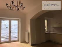 Pronájem atypického bytu, Praha - Vinohrady, U Havlíčkových sadů, 131 m2