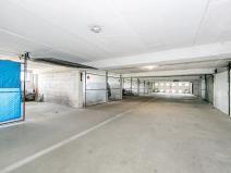 Pronájem garážového stání, Plzeň, Tomanova, 12 m2