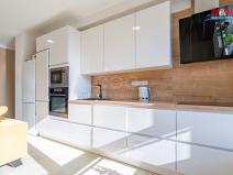 Prodej bytu 3+kk, Benešov, K Potoku, 70 m2